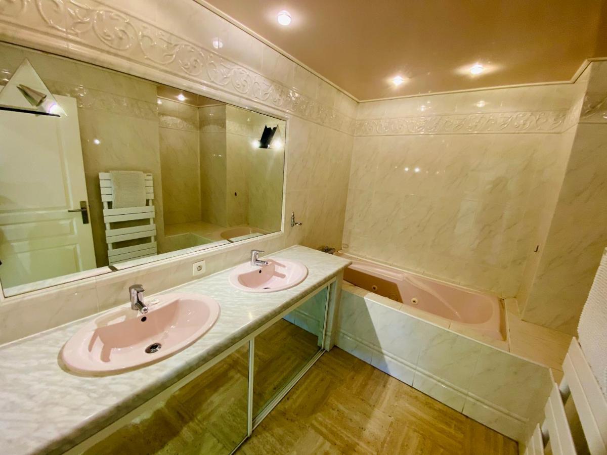 "Le Cadre Royal" Appartement De Standing Sur Quai Avec Parking セット エクステリア 写真